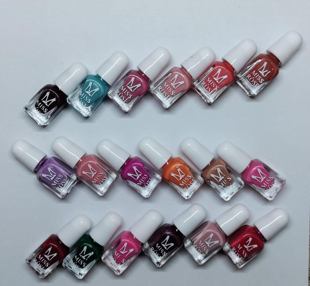 6-Piece Multicolor Nail Polish Set - Image 2