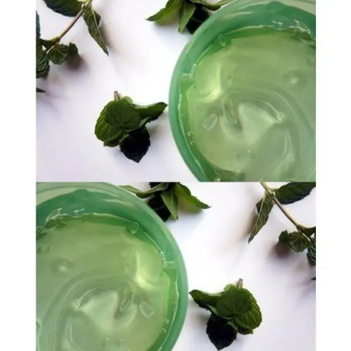 Whitening Aloe Vera Gel with Vitamin E 99% | Hydrating Gel - Image 2