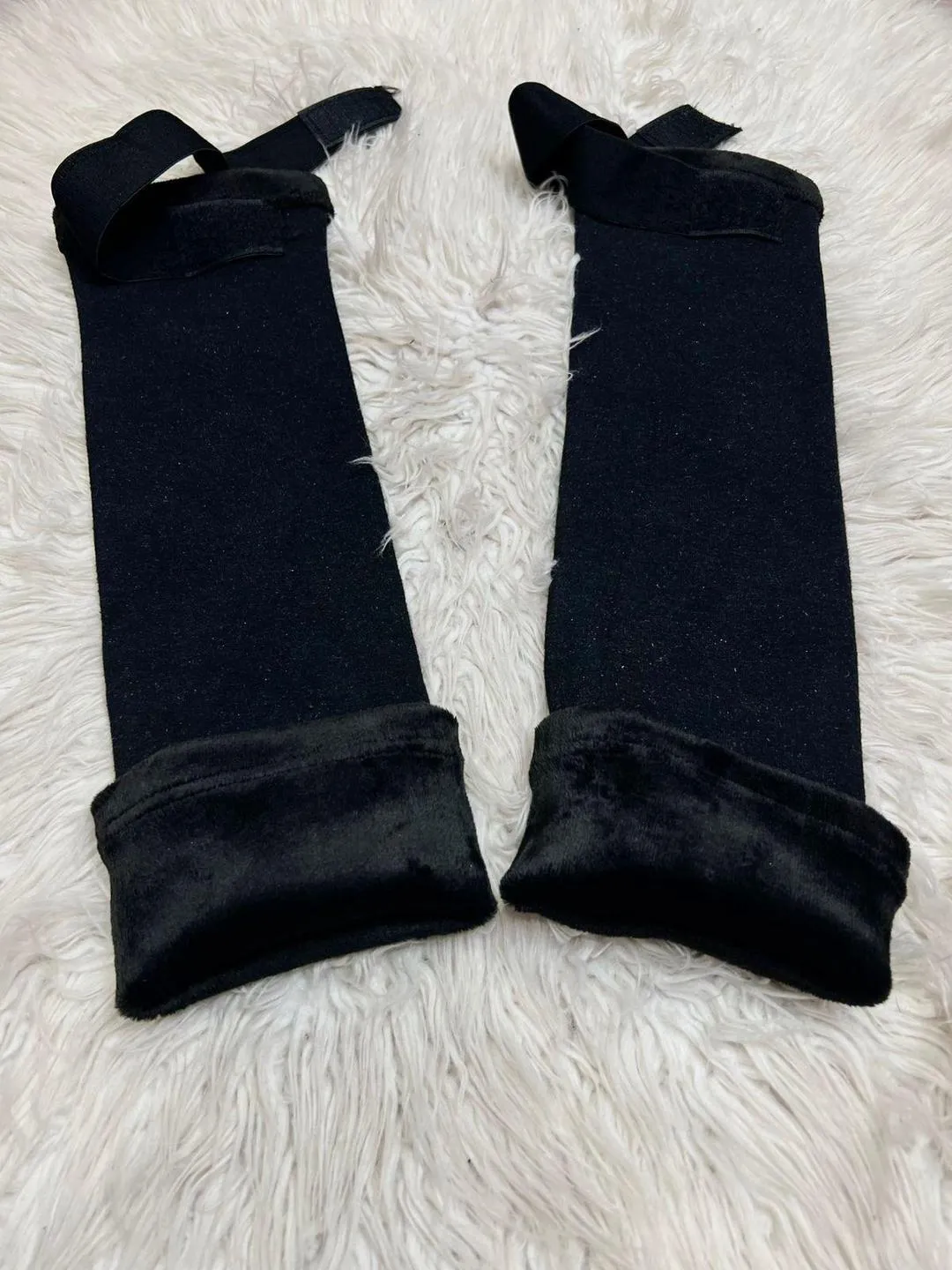 Black Knee Support Sleeves for Daily Wear - Image 3