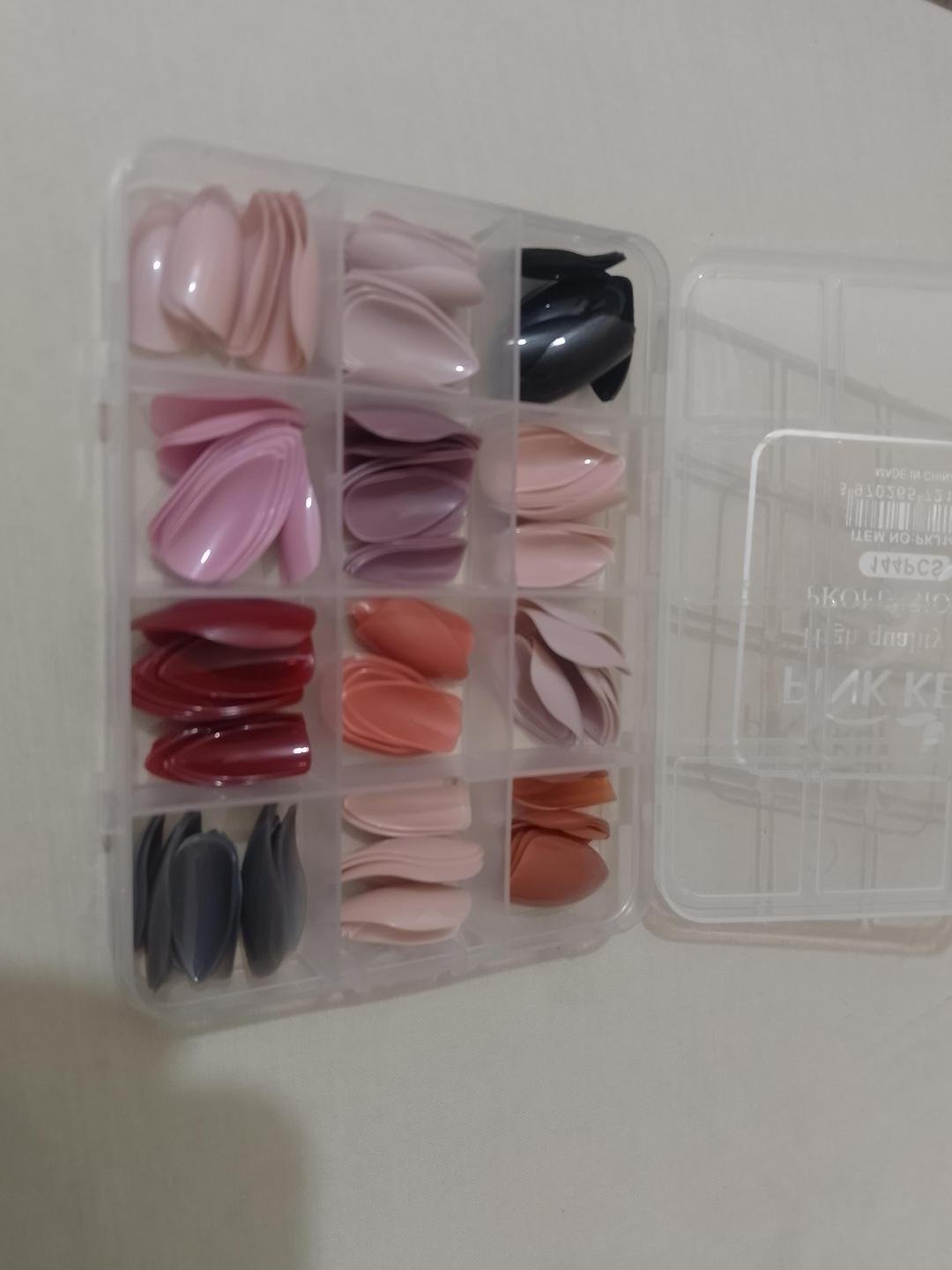 Stick On Artificial Nails Multicolor ABS 144 Pack – Reusable False Nails for Stylish Manicure - Image 4