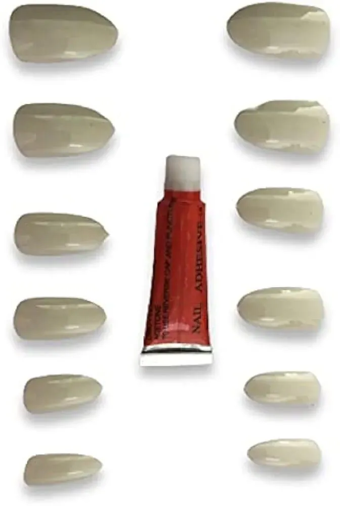 Charming Fake Nails 240 Pcs with Glue - Image 2