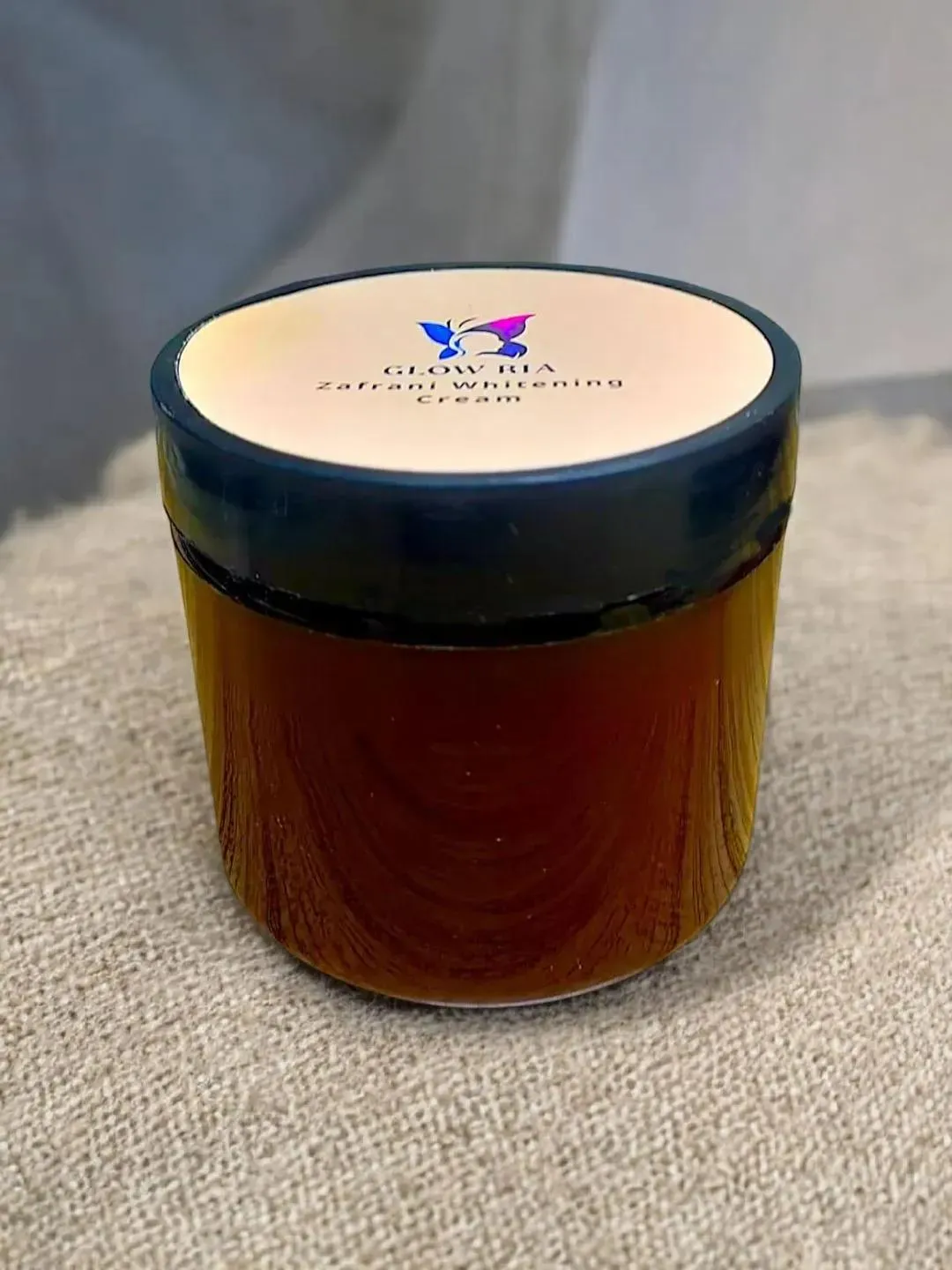 Glow Ria Zafrani Whitening Cream 250g Black Jar – Skin Brightening & Moisturizing Cream for Smooth, Soft & Radiant-Looking Skin - Image 2