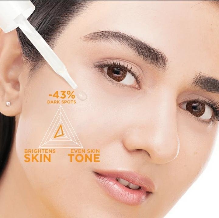 Garnier Vitamin C Serum 30ml – Brightening Spot Lightener Face Serum for Dark Spots & Radiant-Looking Skin - Image 3