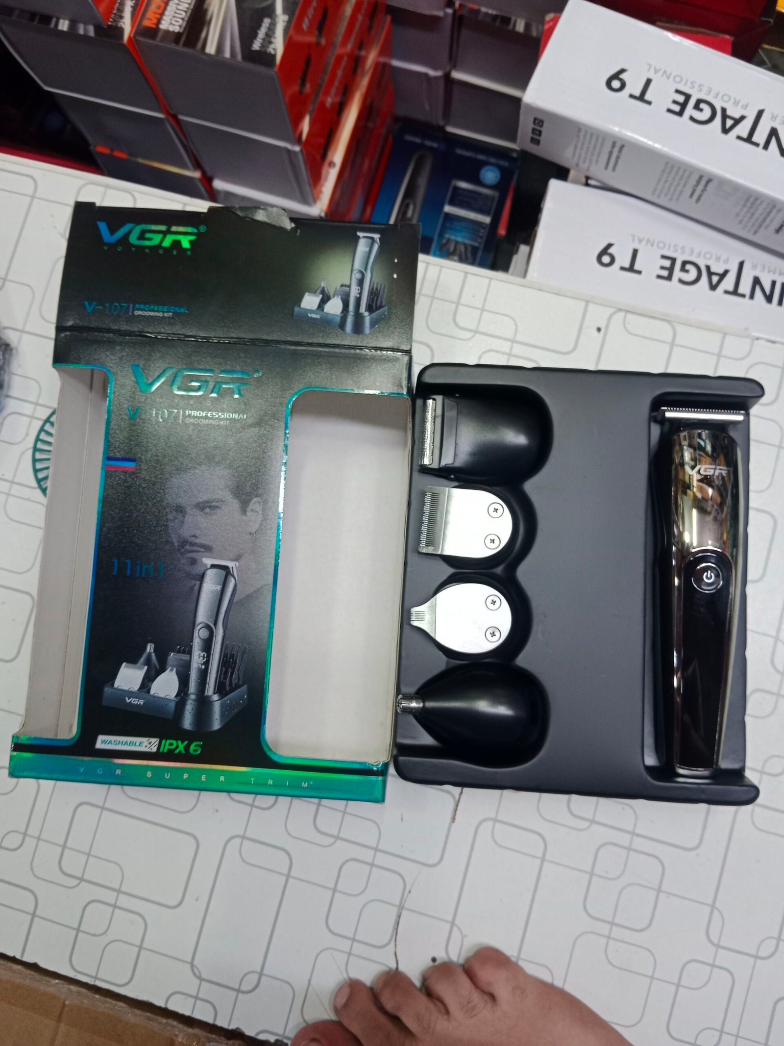 VGR V-107 11-In-1 Professional Grooming Kit With Multiple Attachments For Complete Personal Care - Image 5